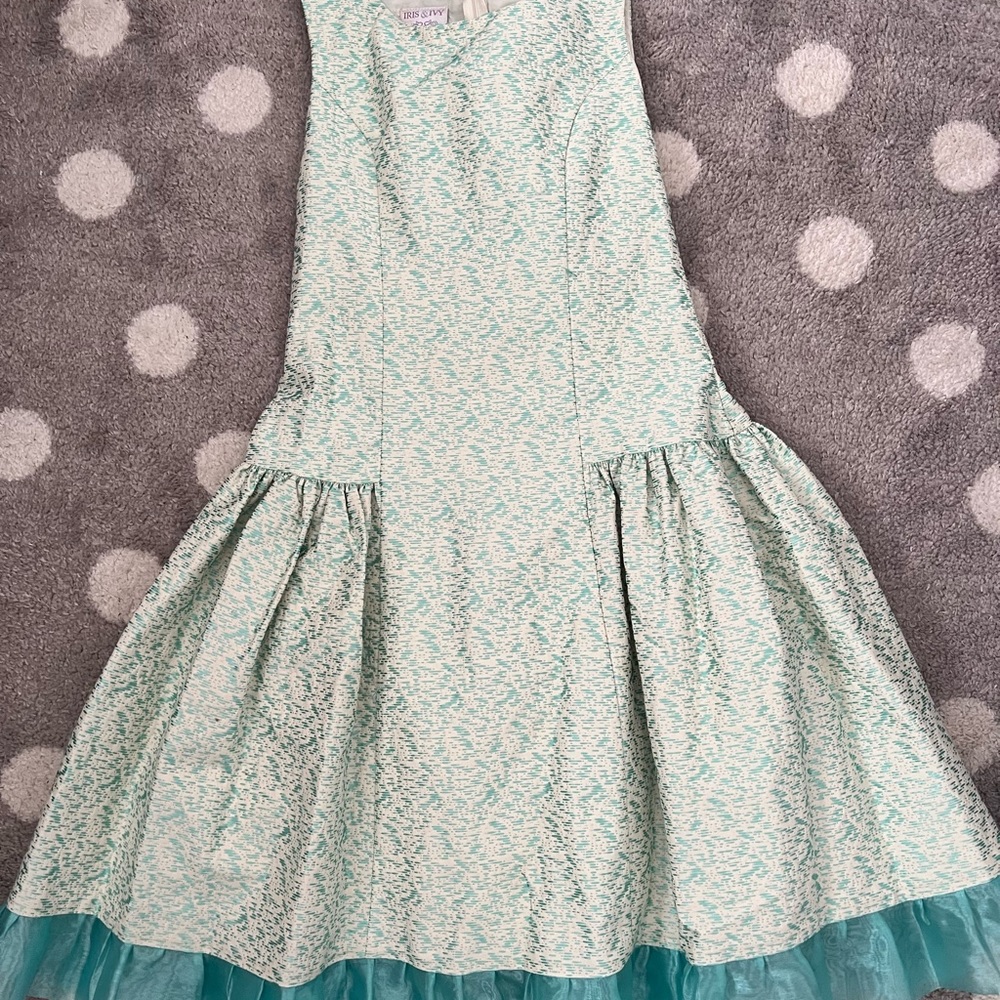 Girls dress